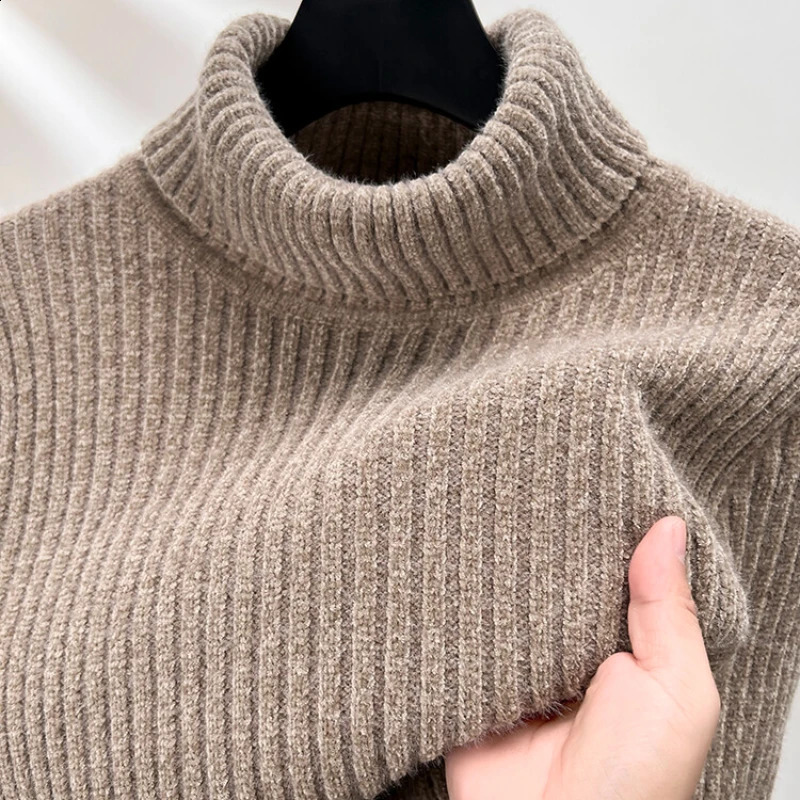 Men's Thickened Turtleneck Long Sleeve Pullover Slim Fit Turtleneck Business Casual Fashion Sweater Knitwear Chenille260916