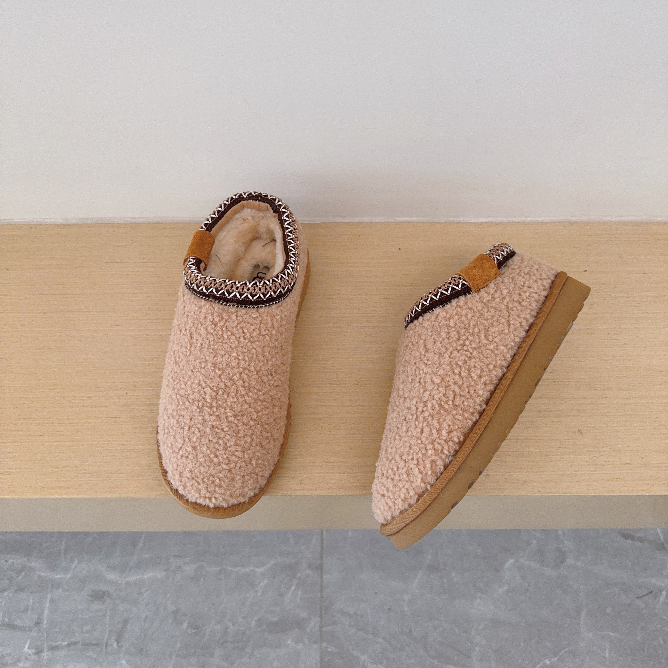 Women Teddy Tasman Slipper Boots Curly Fuzzy Fur Slip On Slipper Boots Ethnic Trim Winter Warm Indoor Outdoor Ankle Booties Christmas gift