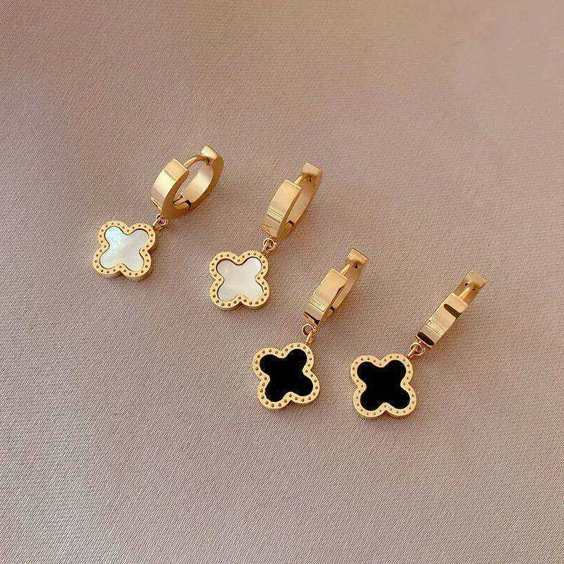 For Earrings Women Titanium Steel Four Leaf Flower 18K Gold Plated Short Ear Buckle Simple All Match Ear Decor S260917NUA6
