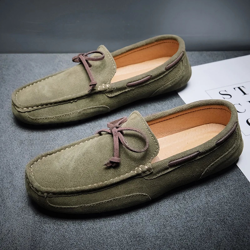 Classic Mens Suede Leather Driving Shoes Slipon Moccasin Nonslip Sole Casual Loafers Daily Walking Boat Shoes Business Flats 260917
