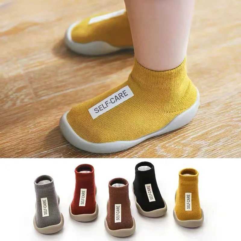 Baby Walking Shoes for Boys Spring Autumn Styles Soft Sole Anti Slip Summer for Girls Baby Shoes Indoor Children's Floor Socks Q260916
