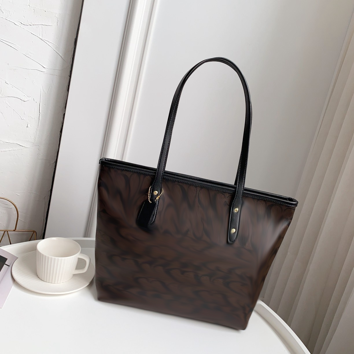 10 A Dark brown Vintage Gothic Tote Bag Aesthetic Large Capacity Embroidery Letter Retro Ladies Grunge Chain Travel Shoulder Bags