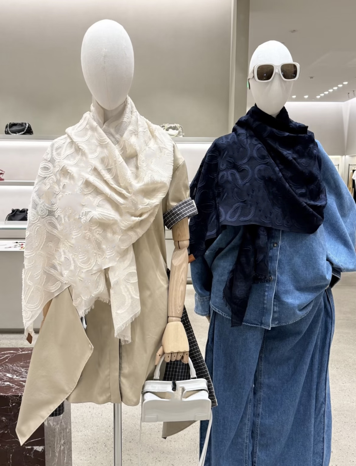 180*60cm designer silk scarf, new solid color jacquard scarf for women, large shawl, double-sided tassel edges, soft and warm scarf gift
