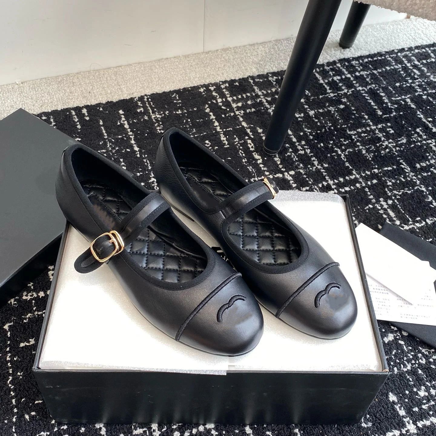 France paris Designer shoes luxury ballet flat brand shoes leather ballet shoes round toe women's formal leather shoes dress Round Toe Dance Fo