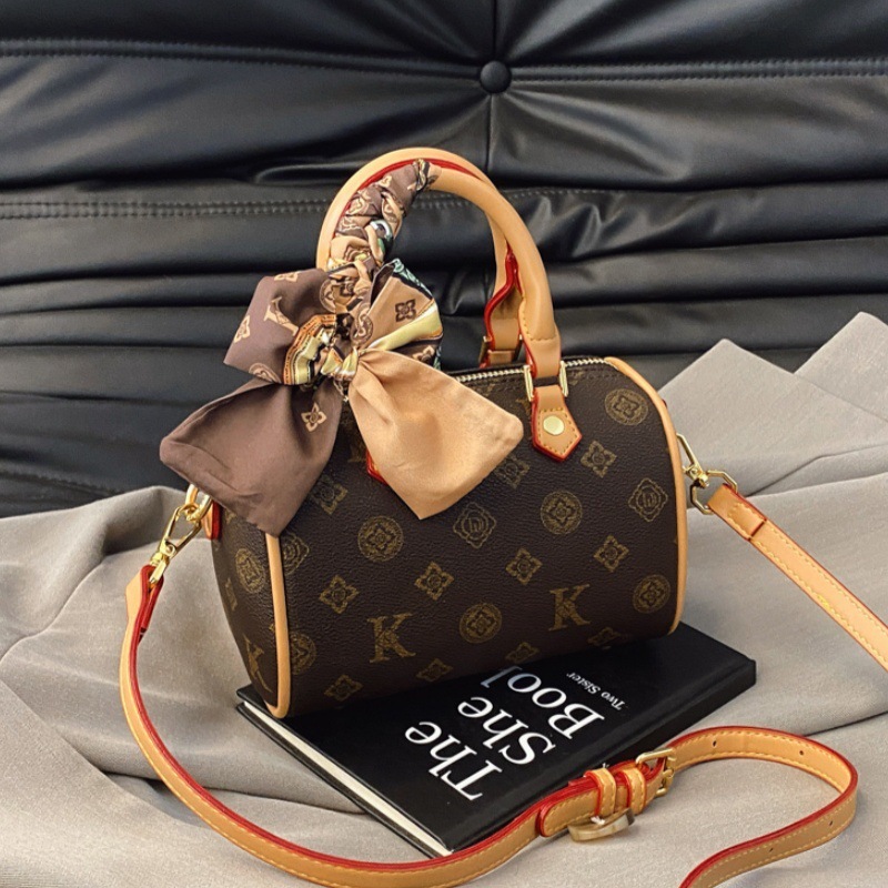 Luxury Brand Designer 2026 New Model High-end Color-printed Boston Pillowcase-style Crossbody Handbag Light And Luxurious Fashionable And Versatile