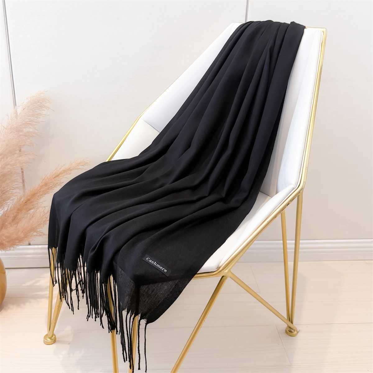 Desgine Brand Solid Women Cashmere Scarf Autumn Winter Warm Shawls Wraps Men's Pashmina Tassels Scarves Female Foulard Mujer X260917