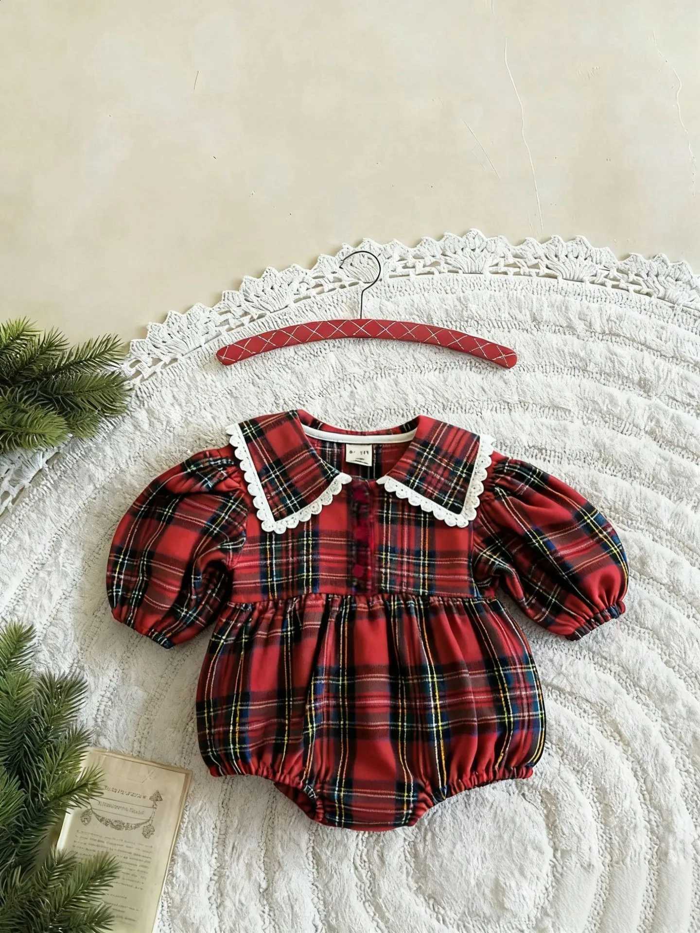 Year New HY2748Korean Baby Sle Clothes Red Plaid Crling Suit Bott Covering Outfit for Infants And Toddlers Christmas ThemeW260917