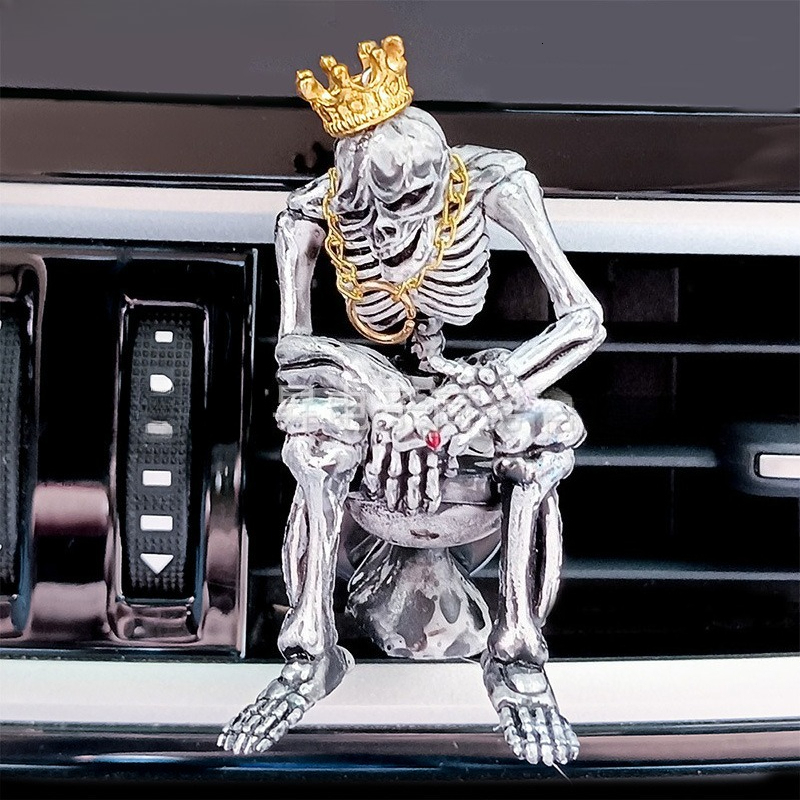 Skeleton King Car Vent Freshener Clip Crown Skull Figurine Auto Air Outlet Perfume Ornament Carinterior Halloween Decoration