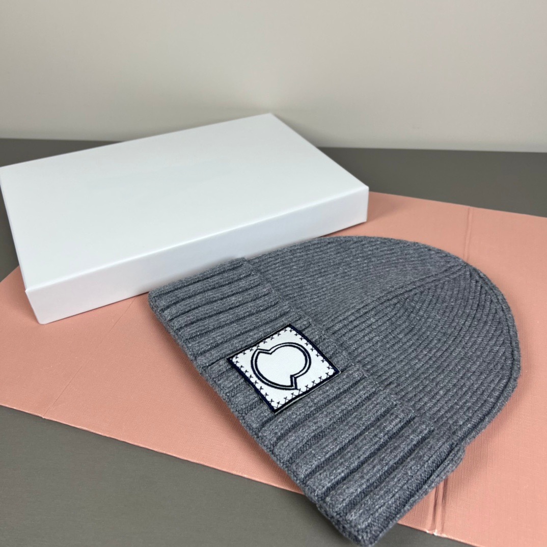 Winter knitted beanie designer hat fashionable bonnet dressy autumn hats for men skull outdoor womens mens hat travel skiing sport fashion cap whole