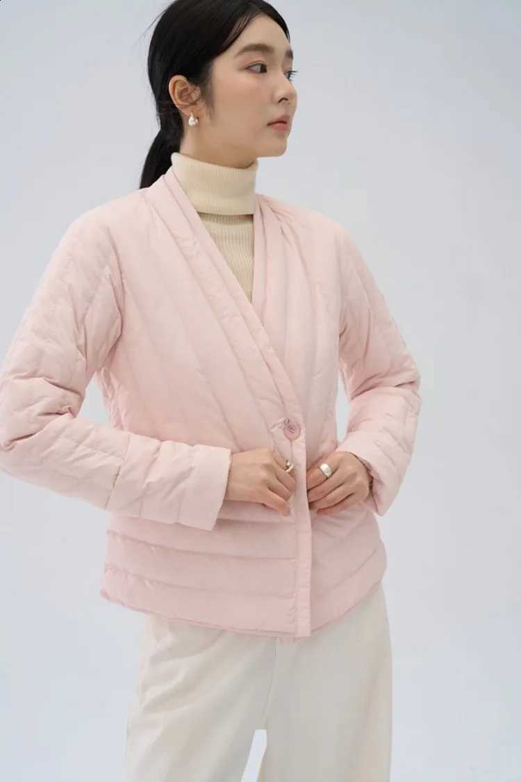 Women's V-neck Puffer Jacket 2025 New Arrivals Autumn Winter 90% White Duck Down Femal Simple Korean Fashion Short Coat H260917