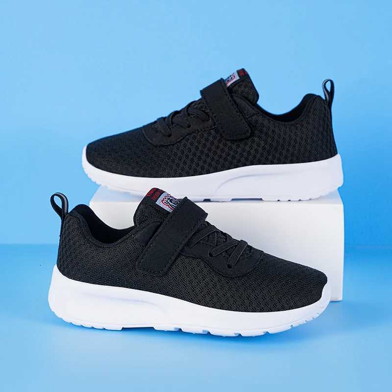 Children's sports shoes boys' running walking lightweight casual shoes middle-aged and young children's seasonal mesh shoes Q260916