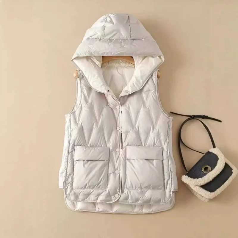 Two-Sided Winter Women Hooded Down Waistcoat Jacket Warm Light Thin White Duck Down Vest Coat Lady Short Sleeveless Tank Parkas H260917