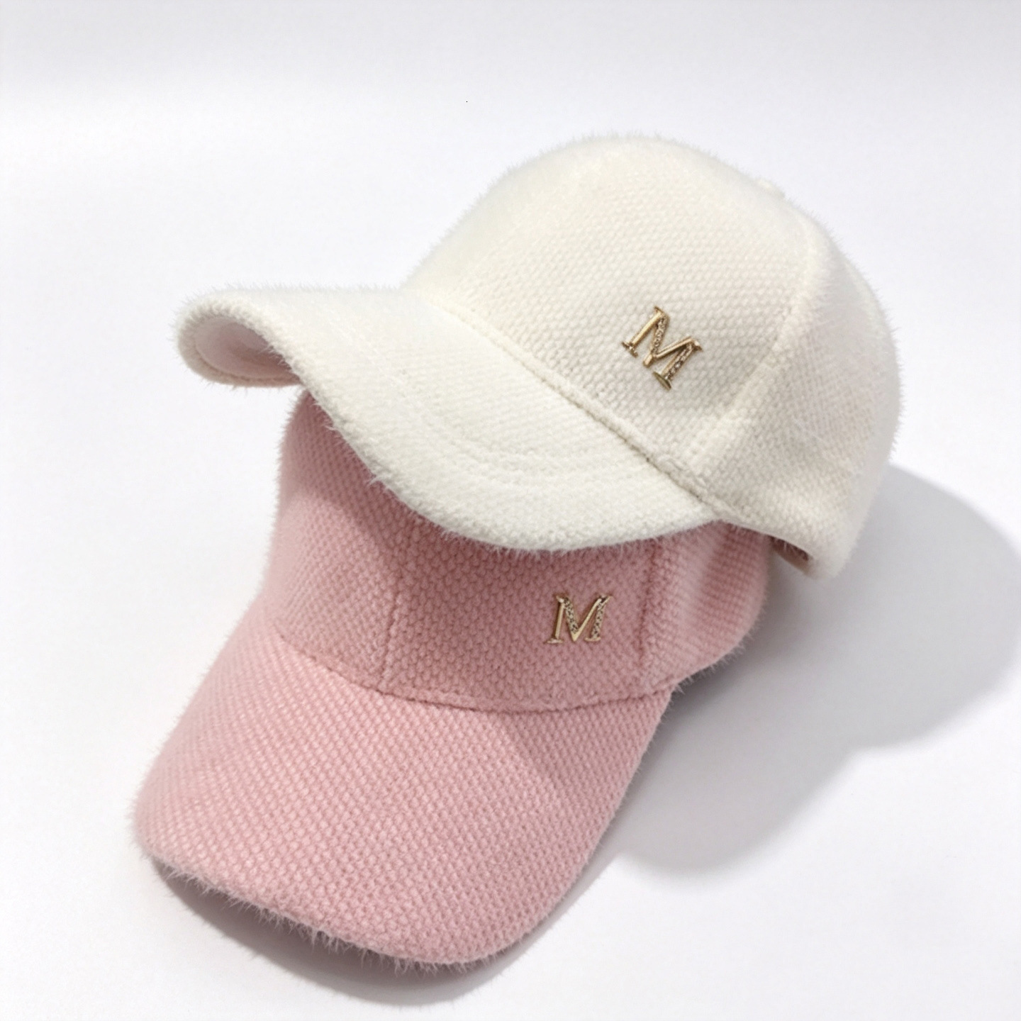 Autumn Winter Diamond-Studded M Logo Hat, Korean-Style Minimalist Design, Face-Slimming Duckbill Ca, Fashionable And Thickened For Warmth, Coule