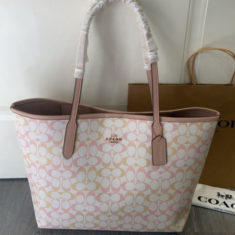 City Series Designer Fashion Tote Bag Single Shoulder Luxury Retro Style Women Capacity Classic Signature Trendy Ladies Shopping Multiple Colors Ava