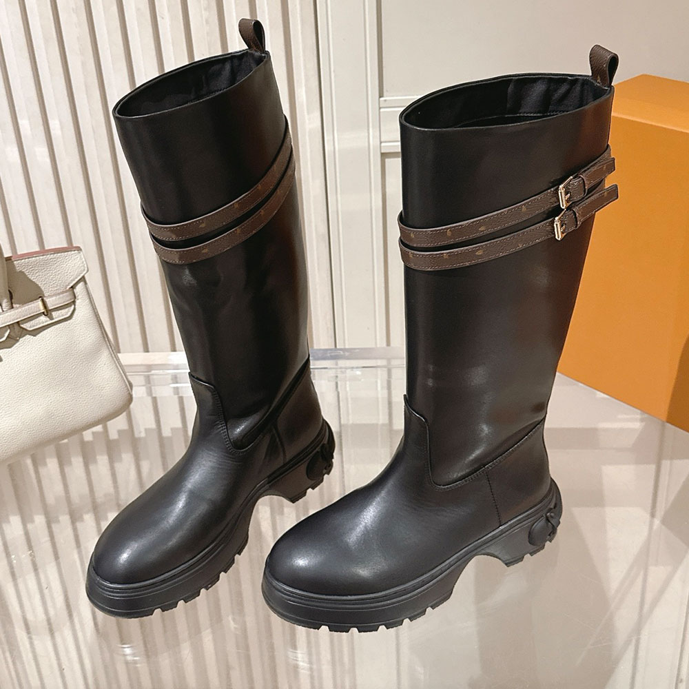 Squad High Boot Womens Designer Knight boot 1AKH57 Black Buckle Straps Calf Leather Boot Fashion brand Knee Boots Autumn winter boots Rubber sole si