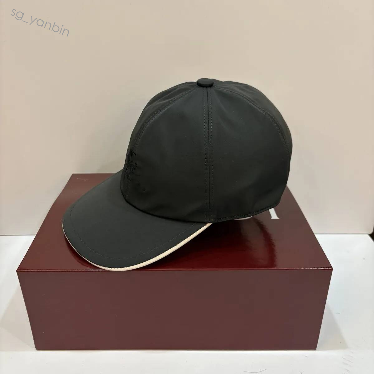 2026 Ball Mens Womens Denim Splicing Hat Tennis Cap Designer Leather Baseball Caps Luxury Casquette Fashion Adjustable Chessboard Hats Very good