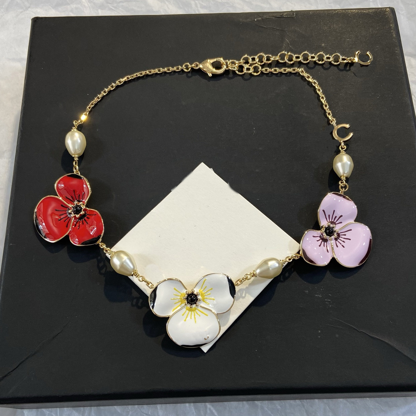 Designer Pendant Necklaces C Luxury Internet celebrity Women Fashion Jewelry Metal diamond Pearl Hip hop Style Heavy Pendant CC df54dfdf