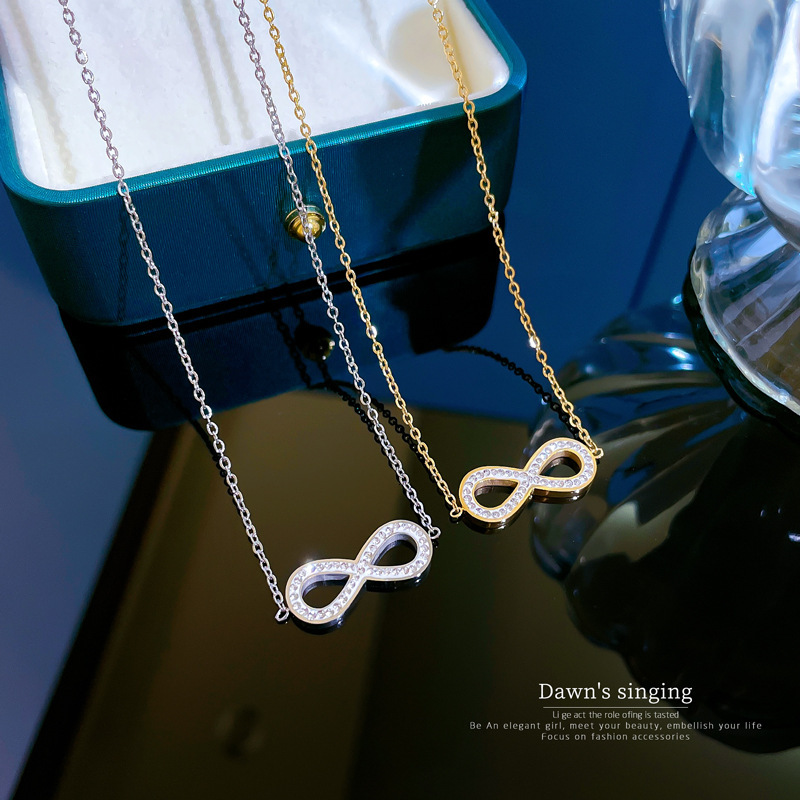 Fashion Pendant Necklaces Full Body Titanium Steel Bowknot Eye Minimalist Style Real Gold Necklace for Women Ins Internet Celebrity Collarbone Chain