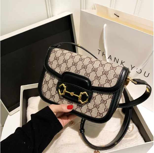 Luxury Shoulder Bag Fashion soft leather shoulder bag for women Korean style lightweight women's backpack free shipping