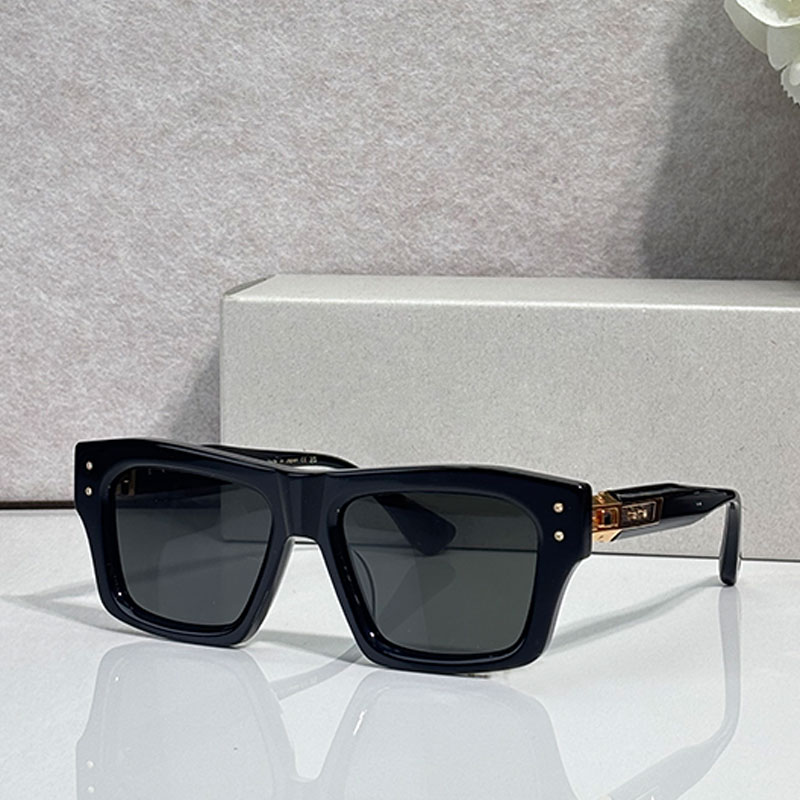 Square Sunglasses Classic Designer Style Glossy Black Acetate Fiber Integrated Frame Three tube Hinge Plate Gold Logo Brand Hexagonal Screw DTS458 S
