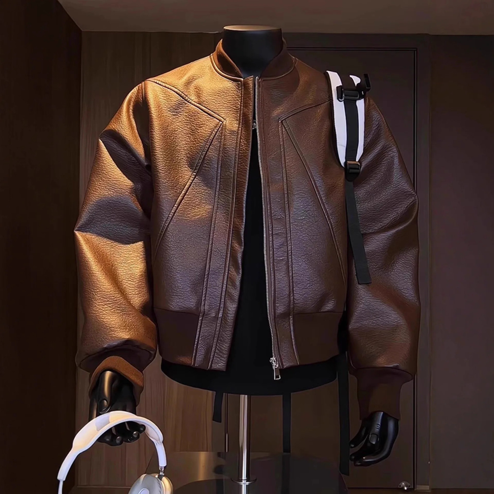 Men's Motorcycle Jacket For Autumn Stylish And Cool Vintage Baseball Collar PU Leather Jacket Brown And Black Coat 260917