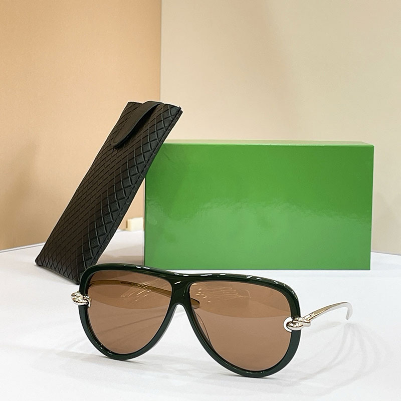 Gradient Brown Lens Fashion Designer Womens Daily Dressing Style Knot Pilot Sunglasses Classic Retro Square Frame Leg Design Metal Weaving Craft BV1