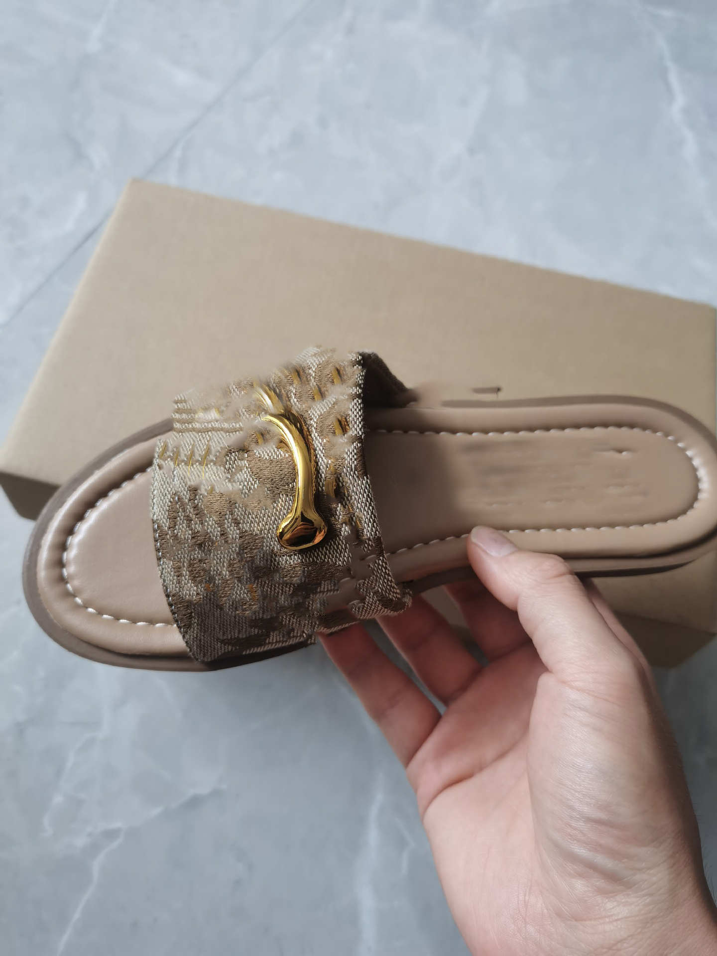 Designer Slippers Summer Slippers Indoor House Woman Girls Casual Slippers Flip-flops Non-slip Satin Printing Vacation Beach Sandal Zapatos Mujer