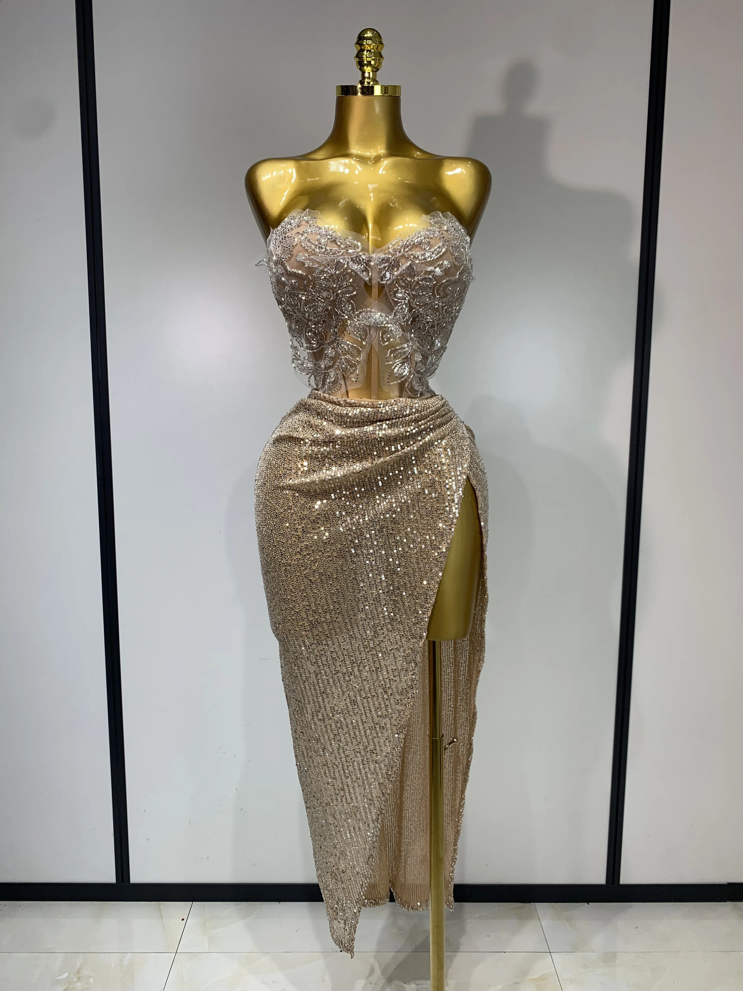 Shinning Beading Sequins Women Sexy Strapless Bodycon Two Pieces Set Celebrate Nightclub Party Birthday Stage Outfit 260918