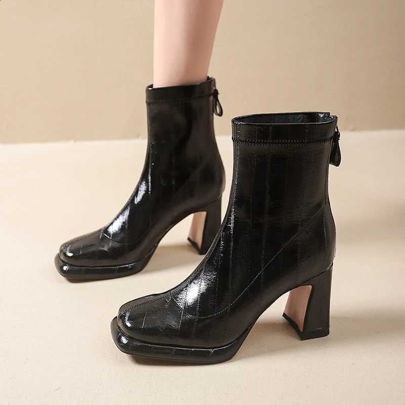 Leather Platform Women Ankle Boots fashion High Heels Shoes 2025 Trend Designer Classic Chunky New Pumps Goth Winter Botas Mujer D260916