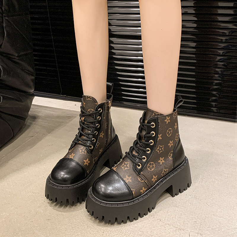 Spring And Autumn New Thick-Soled Large Size Style Fashion Simple High-End Versatile Chunky High Heel Short Boots