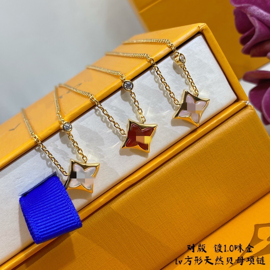 jewellery designer for women White four leaf clover necklace light luxury diamond shaped round pink mother of pearl rose gold carnelian collarbone c
