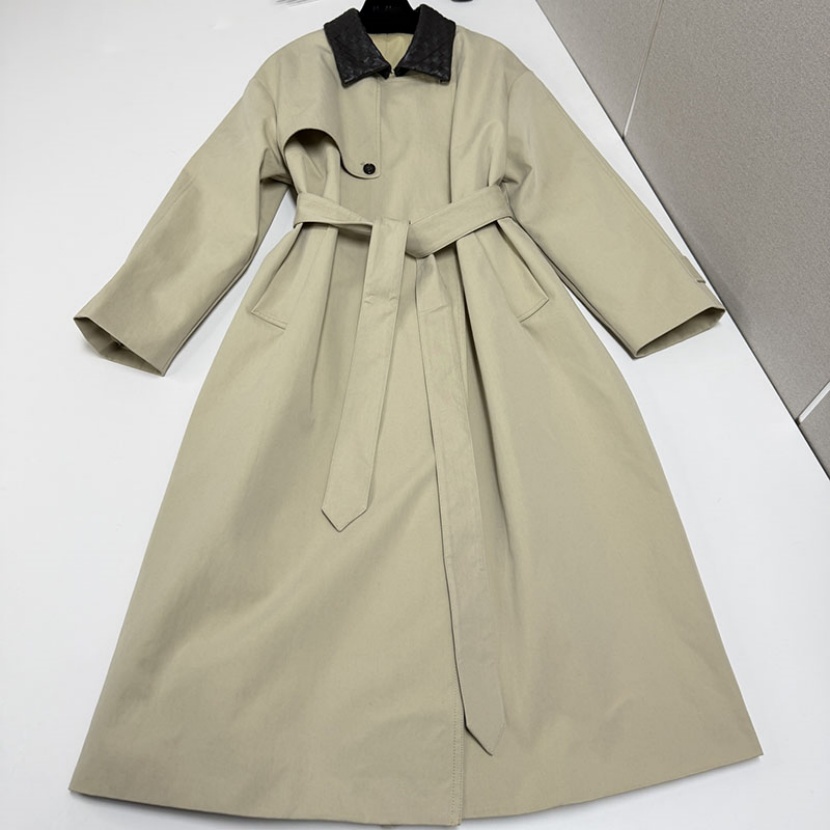 Elegant Khaki Windbreaker Coat Designer Women Sheepskin Weave Neck Coats Autumn Spring Resort Vacation Outwear