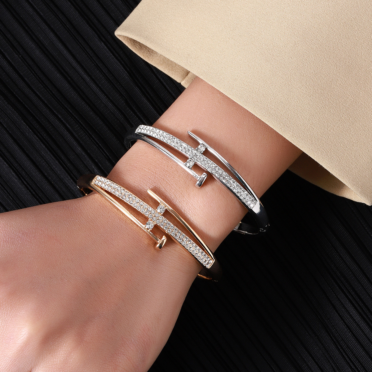 New Fashion Double Row Diamond Nail Women Simple Hot Selling Bracelet Girls Ladies Alloy Luxury Versatile Jewelry