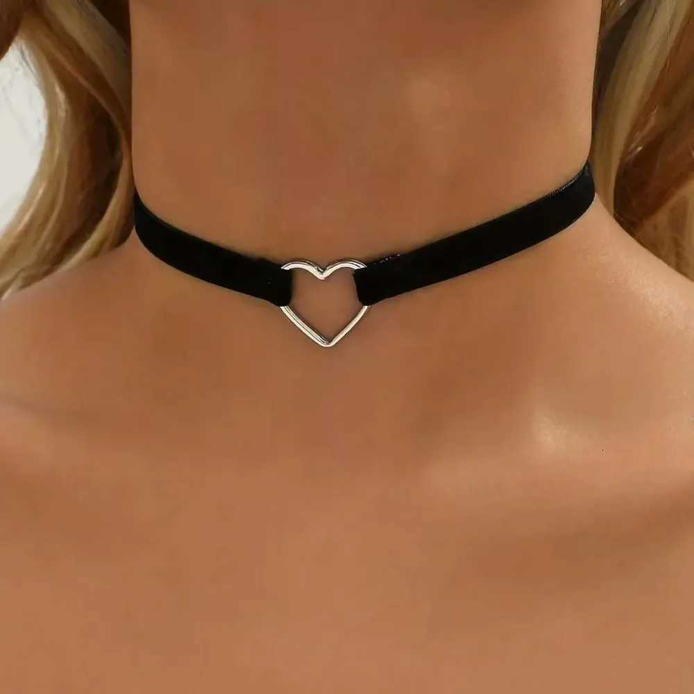Black Choker Necklace for Women Adjustable Layered Velvet Leather Lace Collar Necklace Y2K Choker Q260916