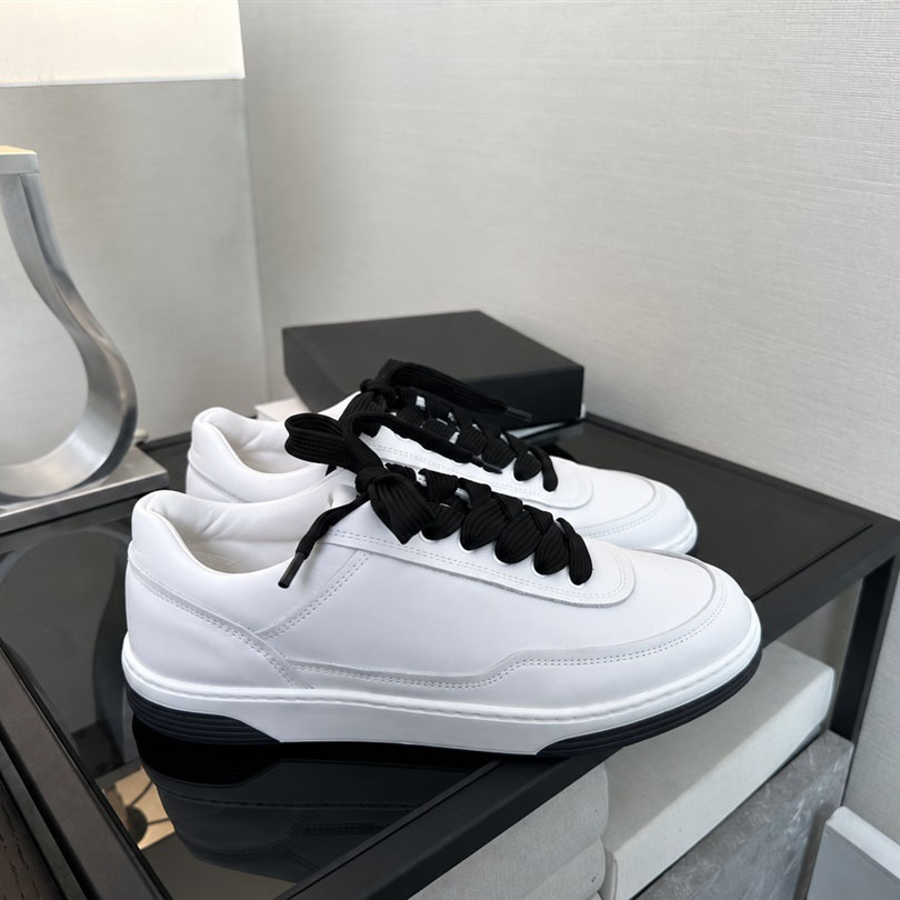 Designer Leather Sneakers 26A Series White Upper Black Thick Lace Up Flat Casual Shoes Fashion Daily Street Footwear For Women