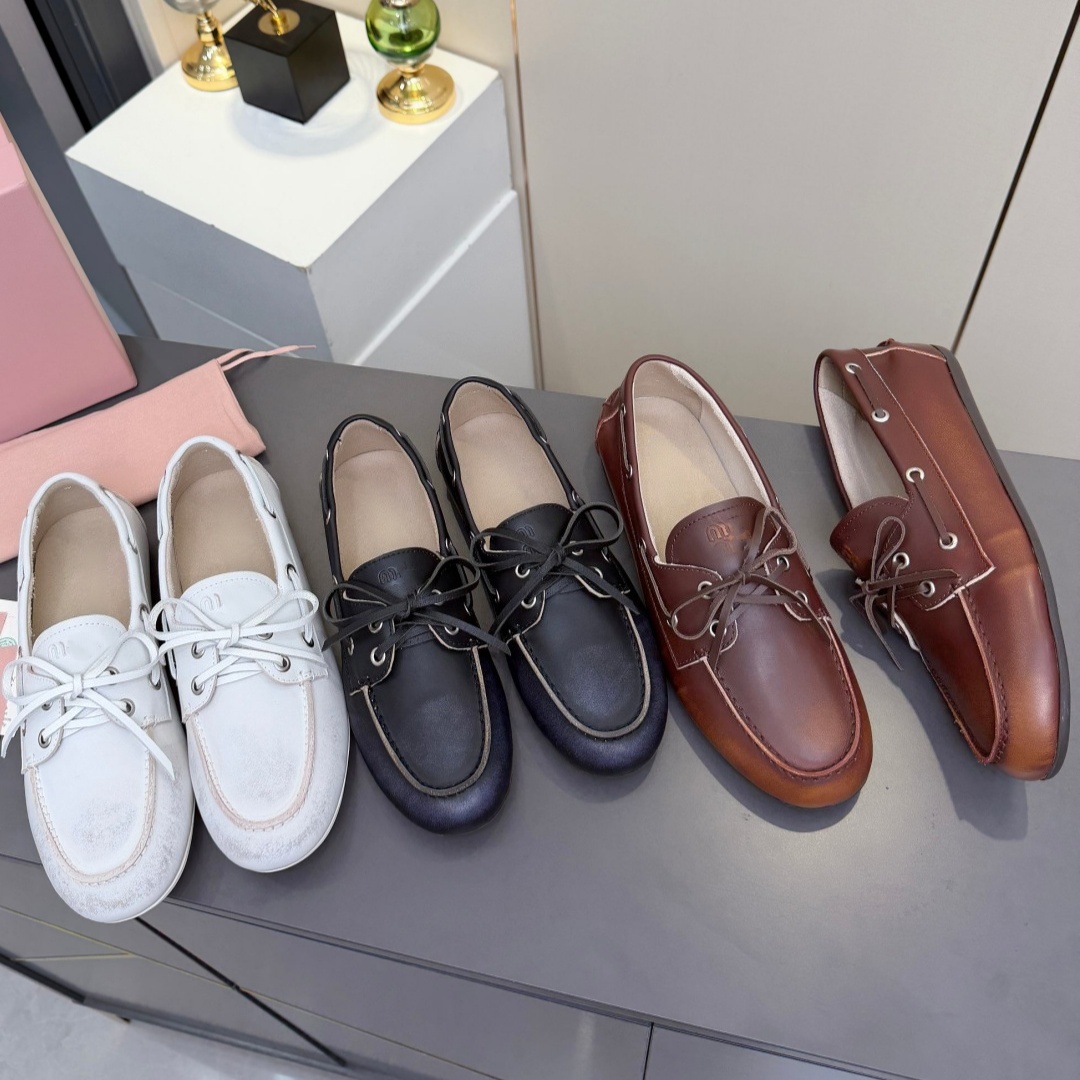 Women Designer ballet dress shoes Classic Genuine Leather Boat Shoes Soft Sole Lace Up Driving Moccasins Business Casual Flat Deck Shoe size35-40