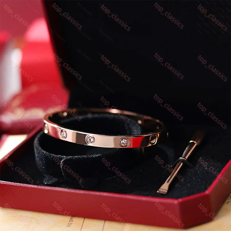 Cartixx Bracelet Designer Luxury Jewelry High Quality 18K Gold Diamonds Carted Bracelet Women Non Fading Bracelet Wedding Valentine's Day Charm