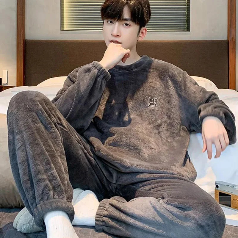 Sleepwear Pajamas for Men Winter Couple for Sleeping Warm Coral Fleece Set Spring Autumn Fleece Plus-size Youth Home Wear 260917