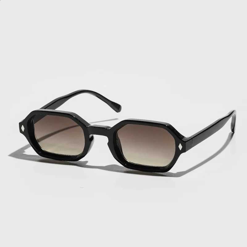 Rectangle New Polygon Retro Small Sunglasses Women Shades UV400 Fashion Blue Gradient Lens Men Retro Rivets Frame Sun Glasses N260814