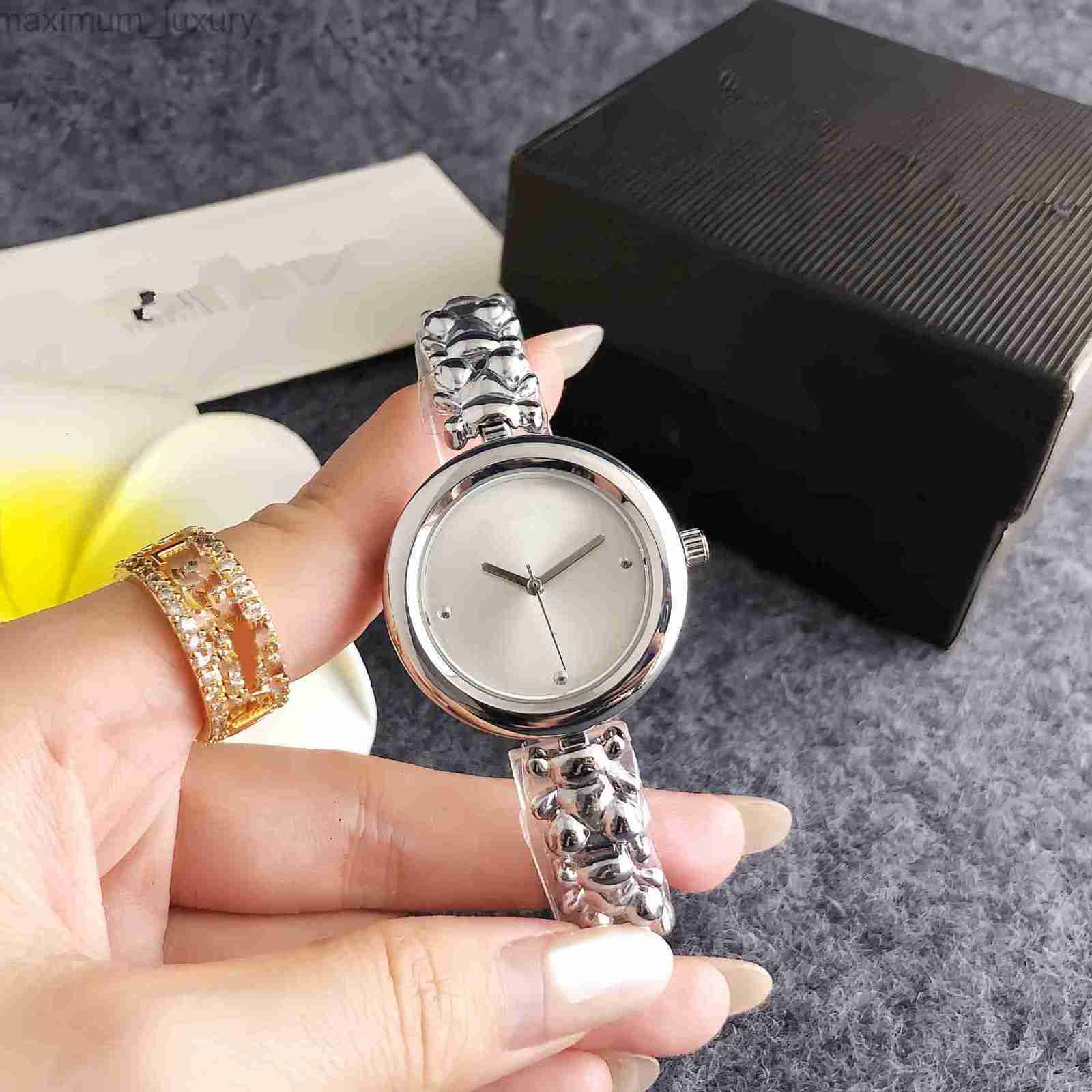 New Arrival Women Men Silver Rose Gold Stainless Steel Bear Span Animal Electronic Watch Letter Square Zircon Cartoon Animal Bracelets Pulsera Span