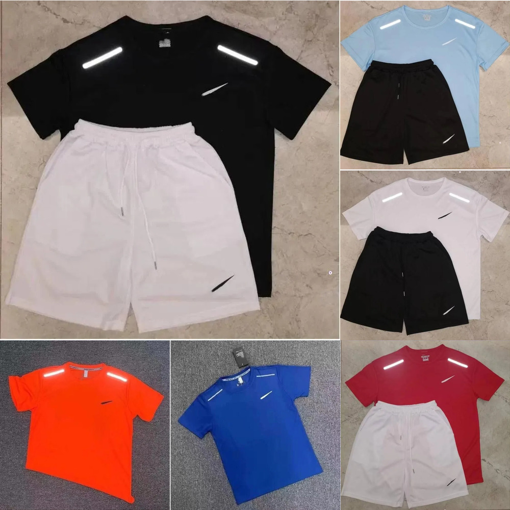 Men T shirs Se Tee Designer Tracksuis Tech Se Tracksui Shirs Shors Two piece Womens Fiess Sui Prin Quick Drying Breahable Sporswear Baskeball T