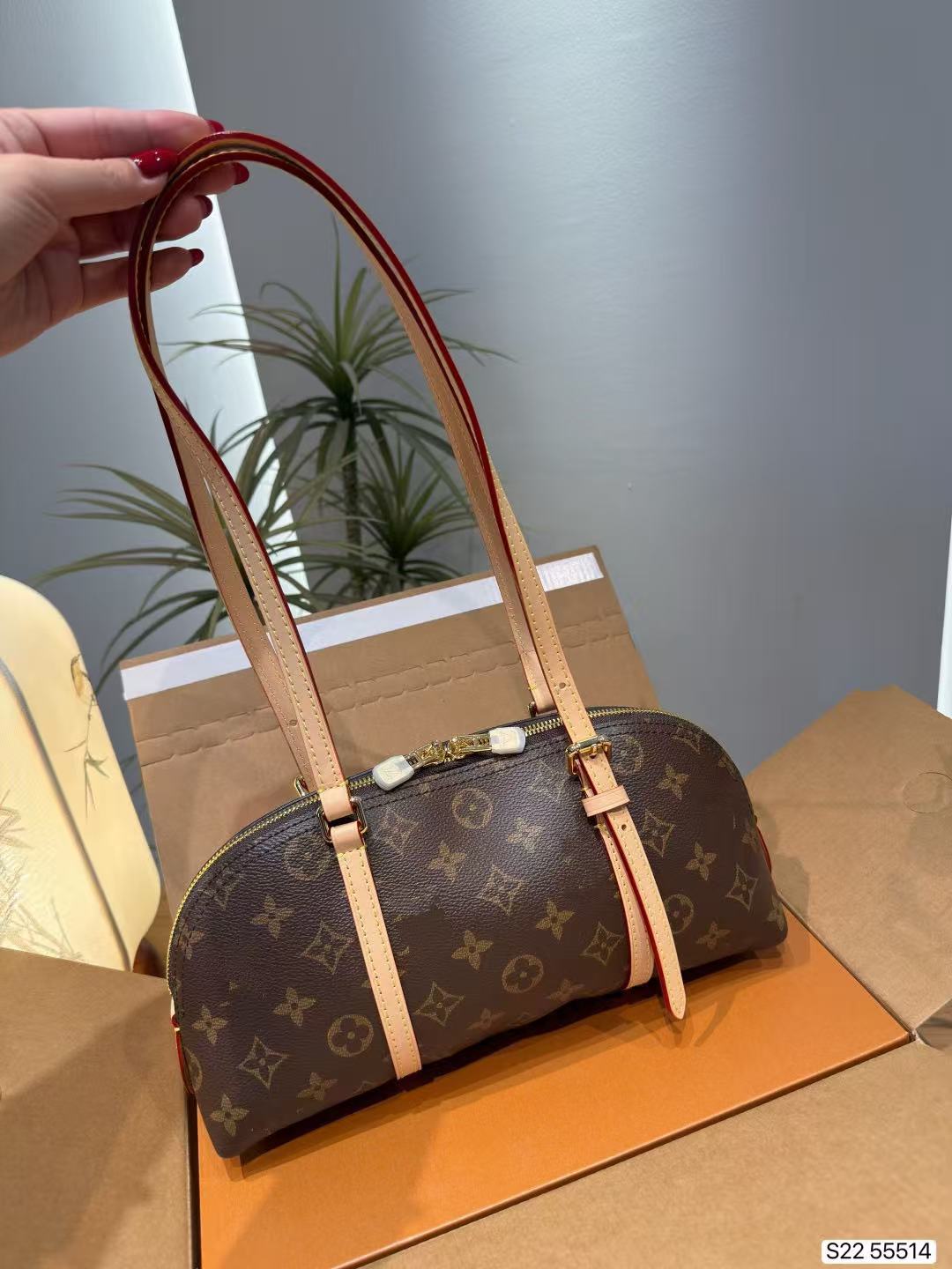 2027Luxurious banquet bag, new retro handbag, designer bag, mink fur leather Mia shoulder bag, embroidered denim bag, fashionable business casual cr