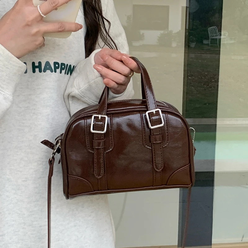 Cool Solid Color Women's Shoulder Bag Fashion Patent Leather Female Bowling Bags Simple n Ladies Handbags Small Tote Purse 260917