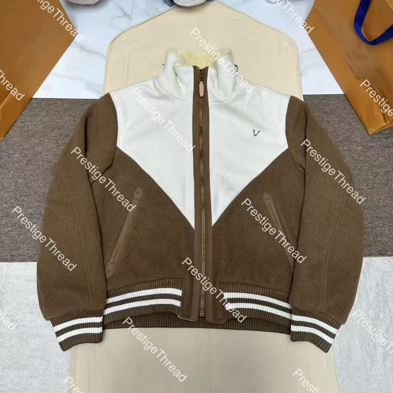 26 New Style Sheep Wool Jacket Designer Men's Jackets Ski Series Color-Block Couple Stand Collar