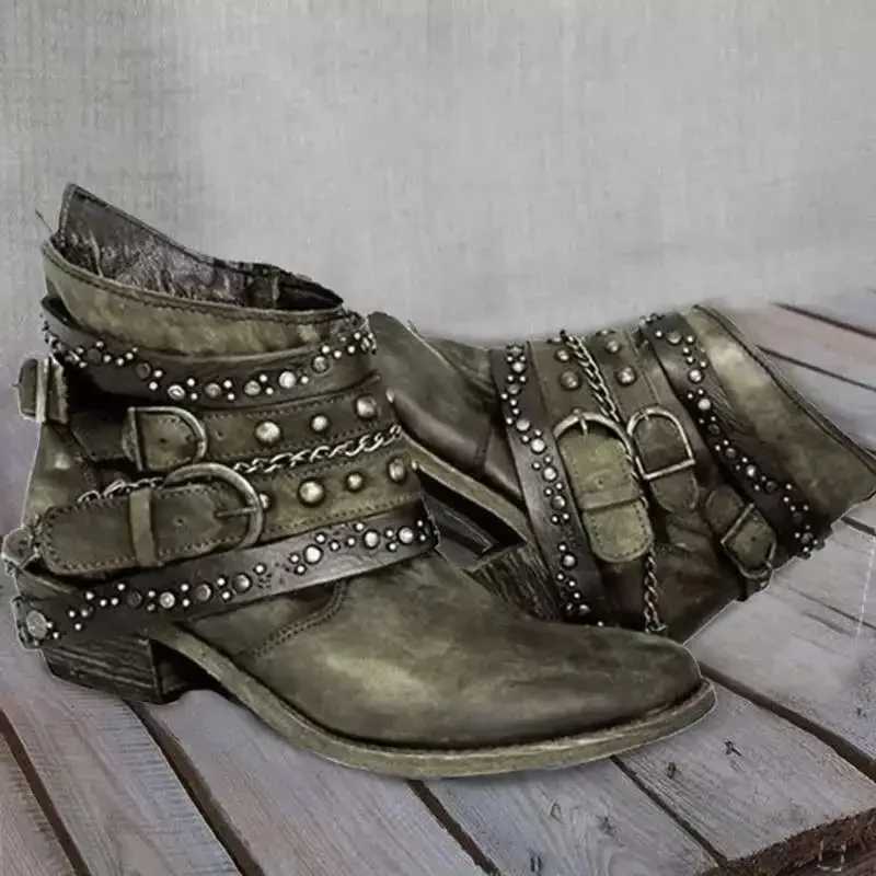 Women's Autumn and Winter fashion Boots New Platform Casual Leather Plus Size 43 Women's Boots Belt Boots Botas Femininas D2609171