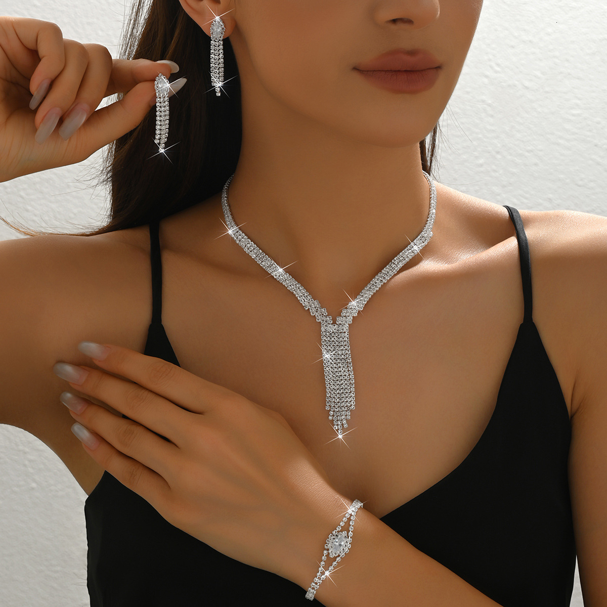 full-diamond fashion personalized collarbone chain earrings, bracelet set, light luxury necklace, tassel elegant set