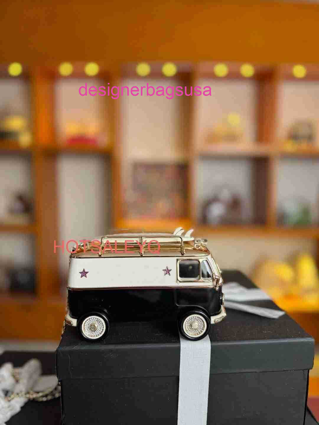 Luxury Designer Bag 2026 Runway Limited Edition Car-shaped Acrylic Metal Silver Mini Crossbody Bag Yqtgood