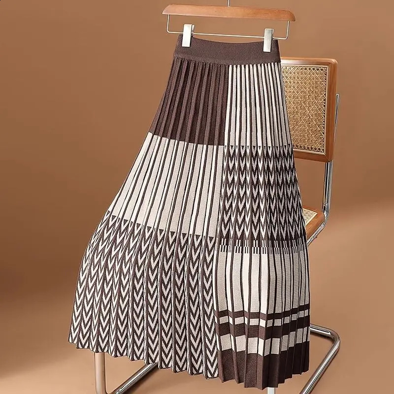 Vintage Fashion Autumn Winter Women Plaid Contrast Color Elastic High Waist Simplicity Slim Mid-length A-line Knitted Skirt 260917