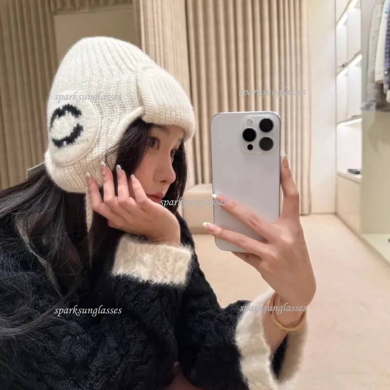Brand CHAN Beanie Fashionable Woolen for Warmth Lazy Autumn and Winter Windproof Ear Protecting Knitted CC Hat K9