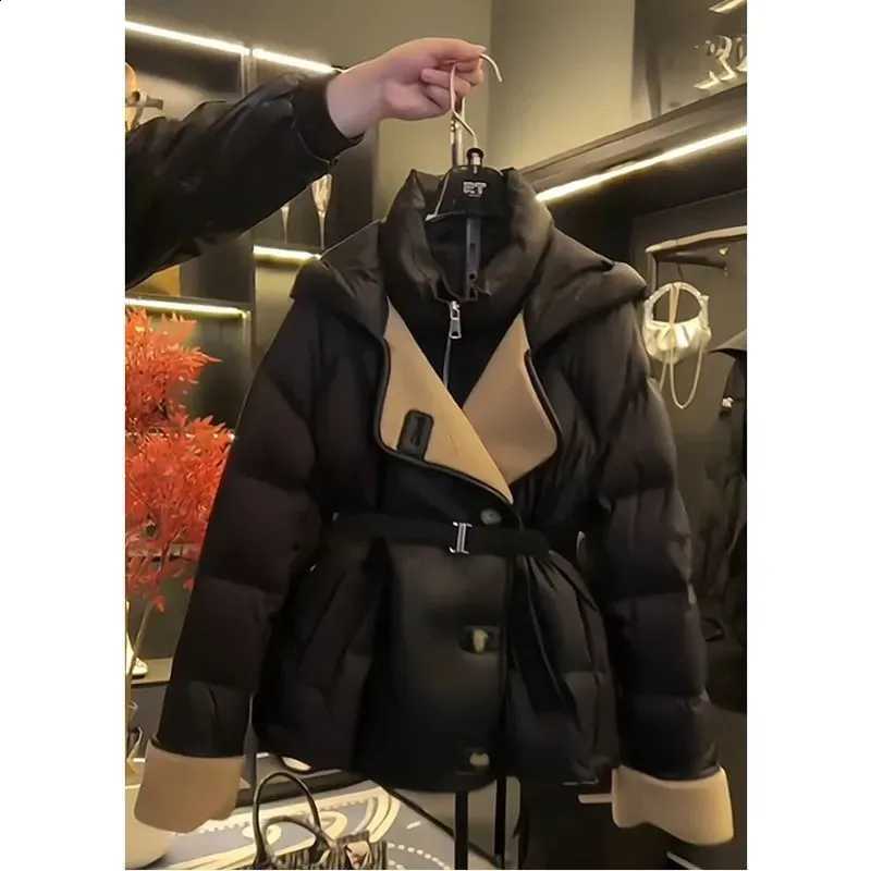 2026 Winter Women's Clothing Design Feels Slim Waist Coat Cotton-Padded Female New Fashion Joker Jacket Warm Cold Overwear H260917